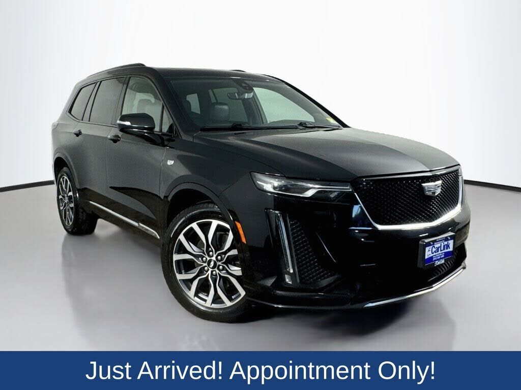 2021 CADILLAC XT6