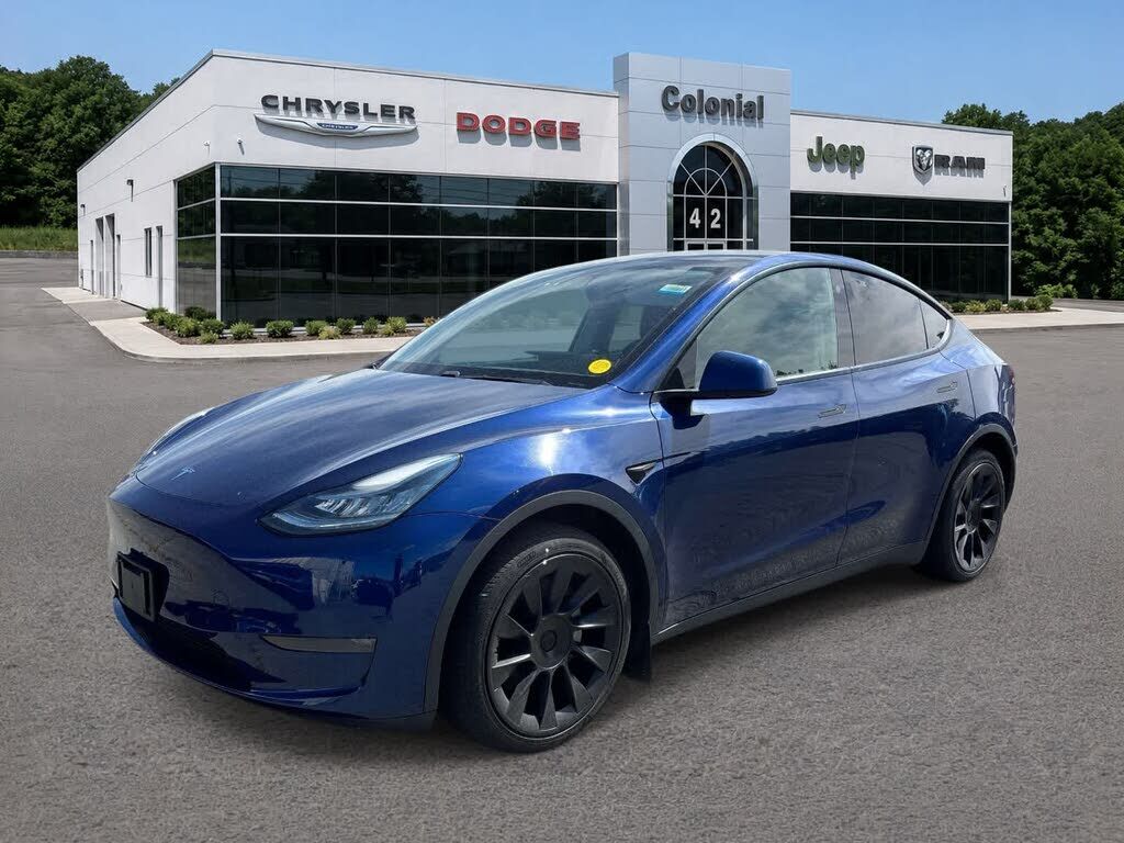 2021 TESLA Model Y