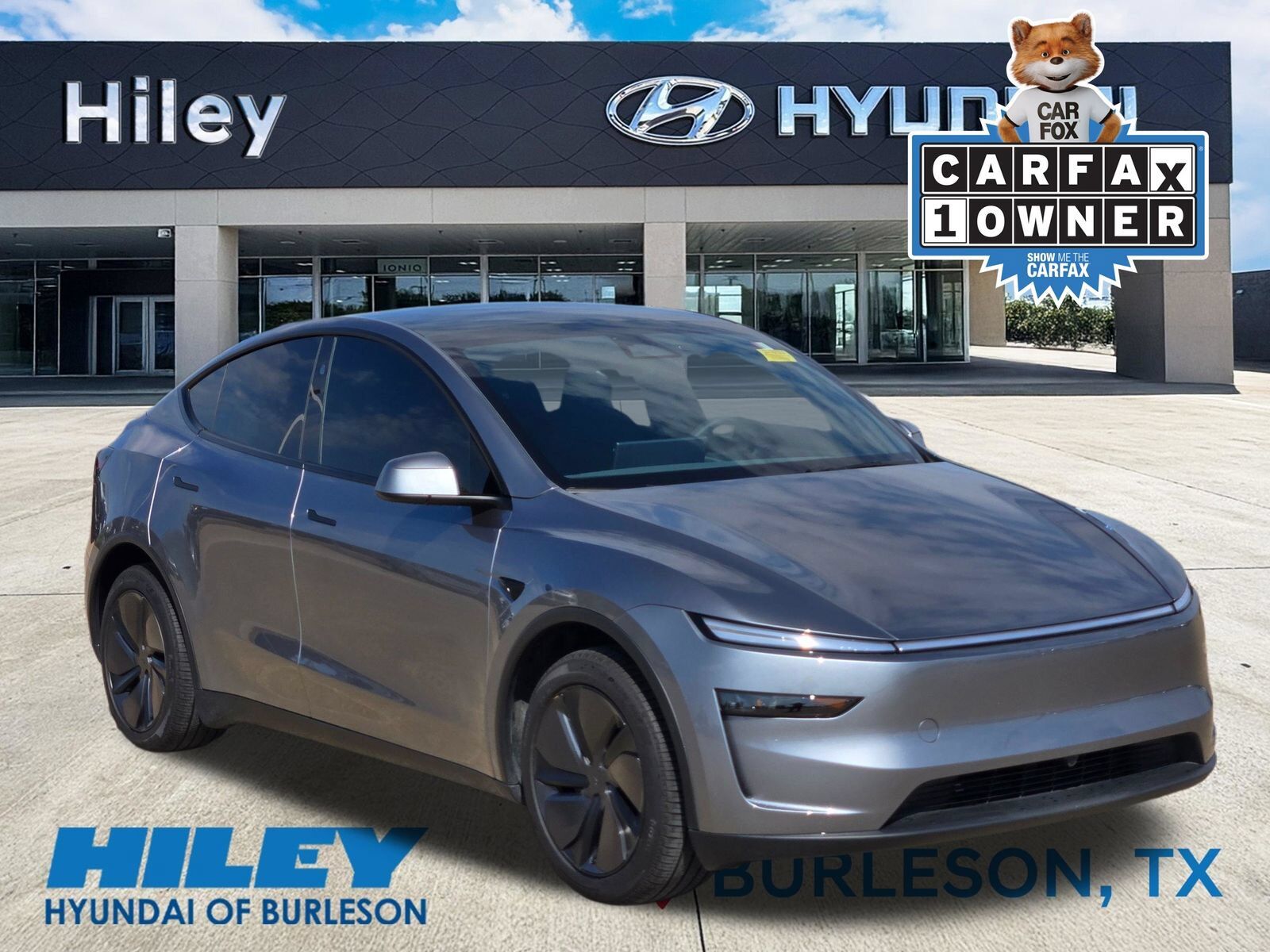 2026 TESLA Model Y