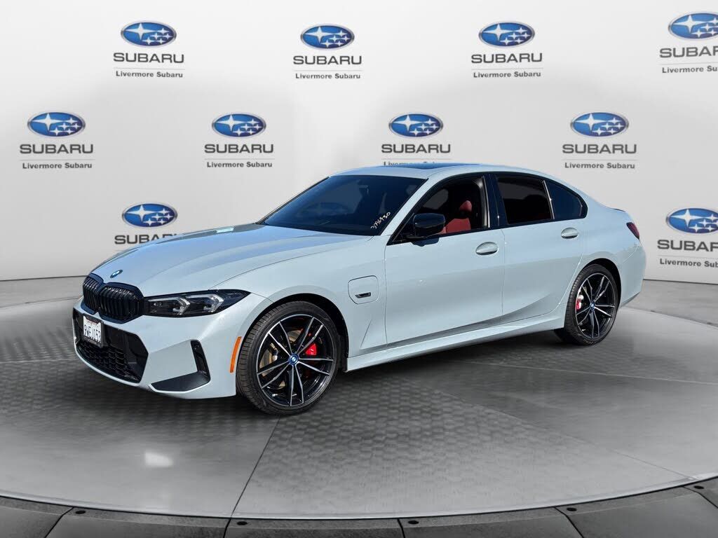 2023 BMW 330e