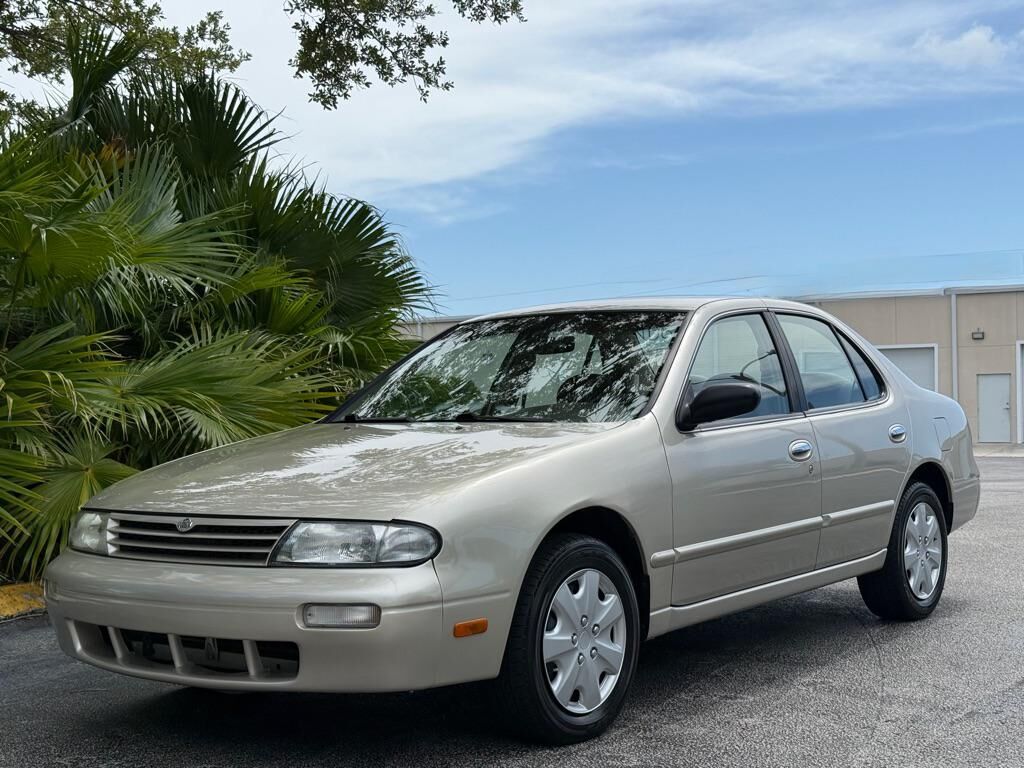 1995 NISSAN Altima