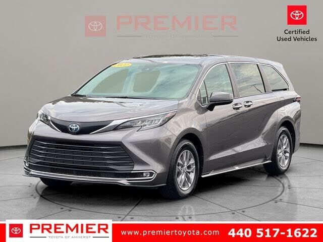2022 TOYOTA Sienna