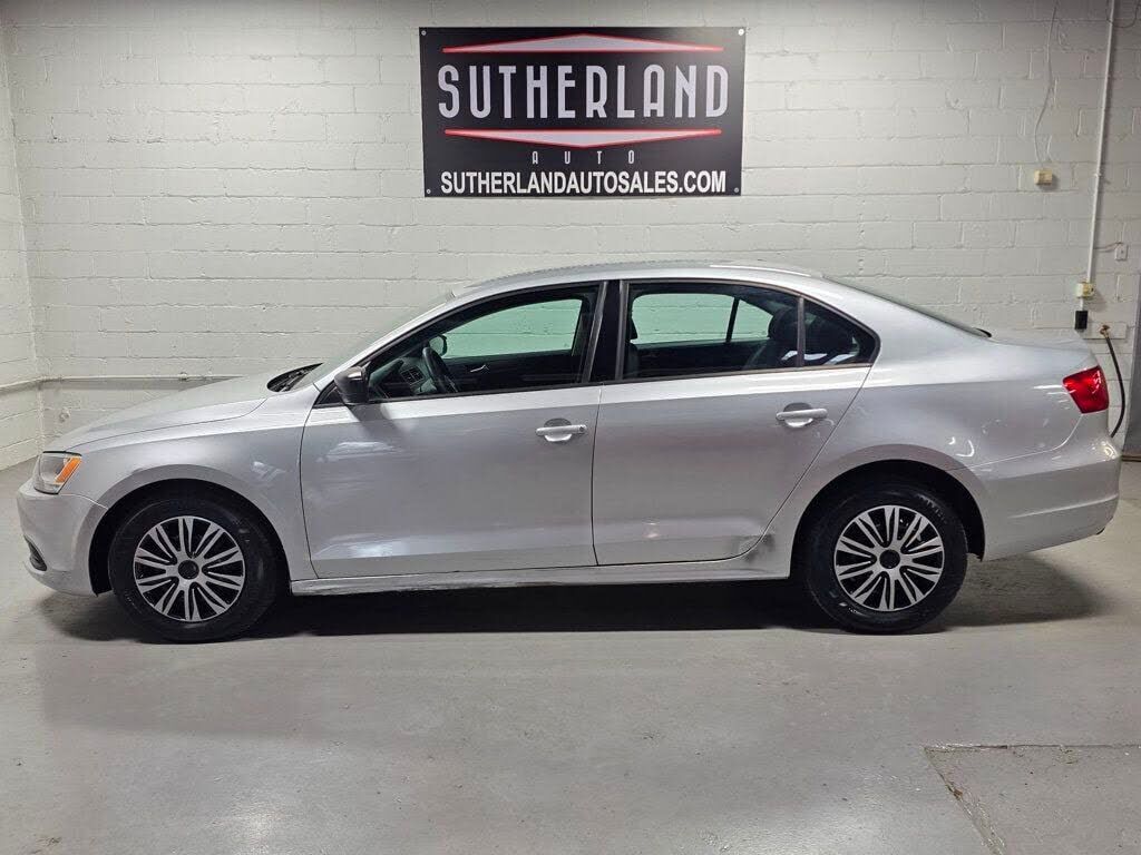 2011 VOLKSWAGEN Jetta