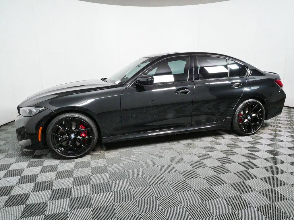 2026 BMW 330i