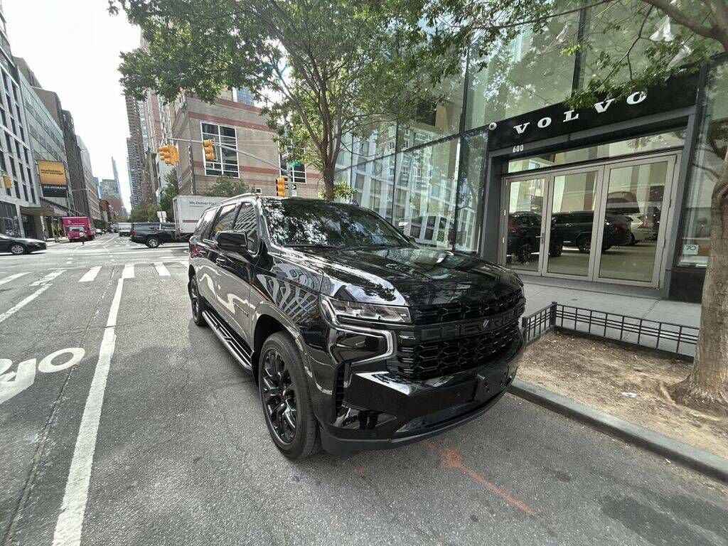 2023 CHEVROLET Suburban