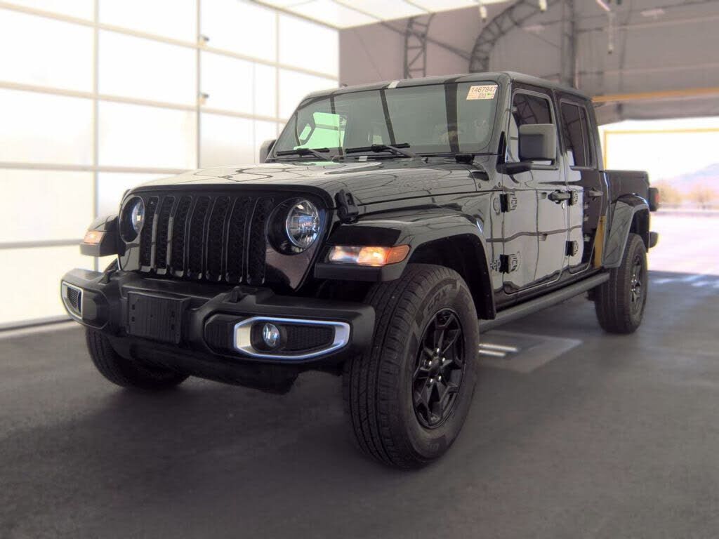 2022 JEEP Gladiator