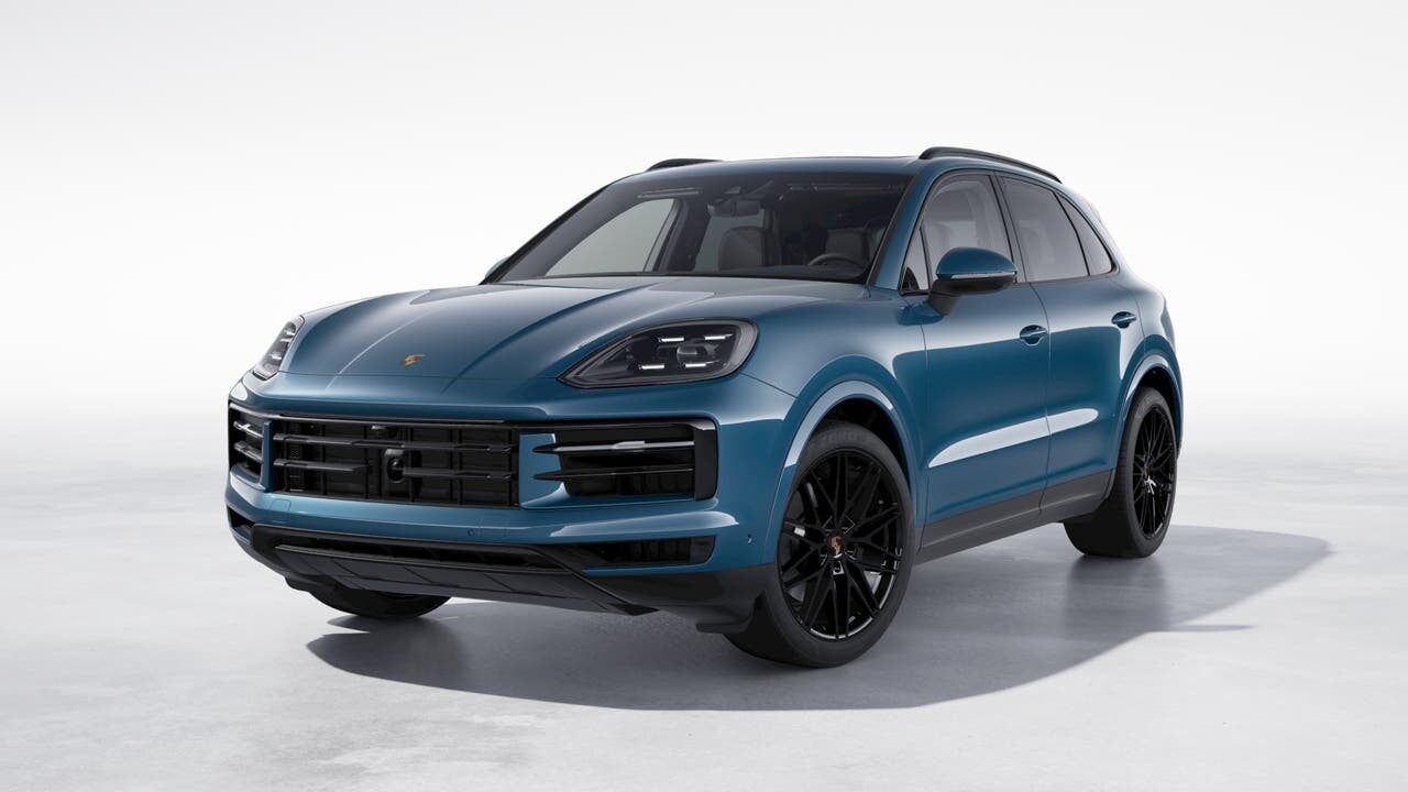 2024 PORSCHE Cayenne