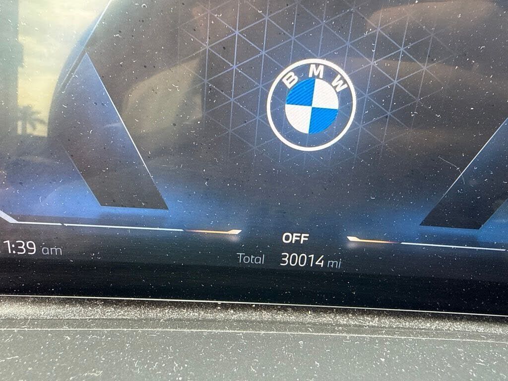 2025 BMW X7