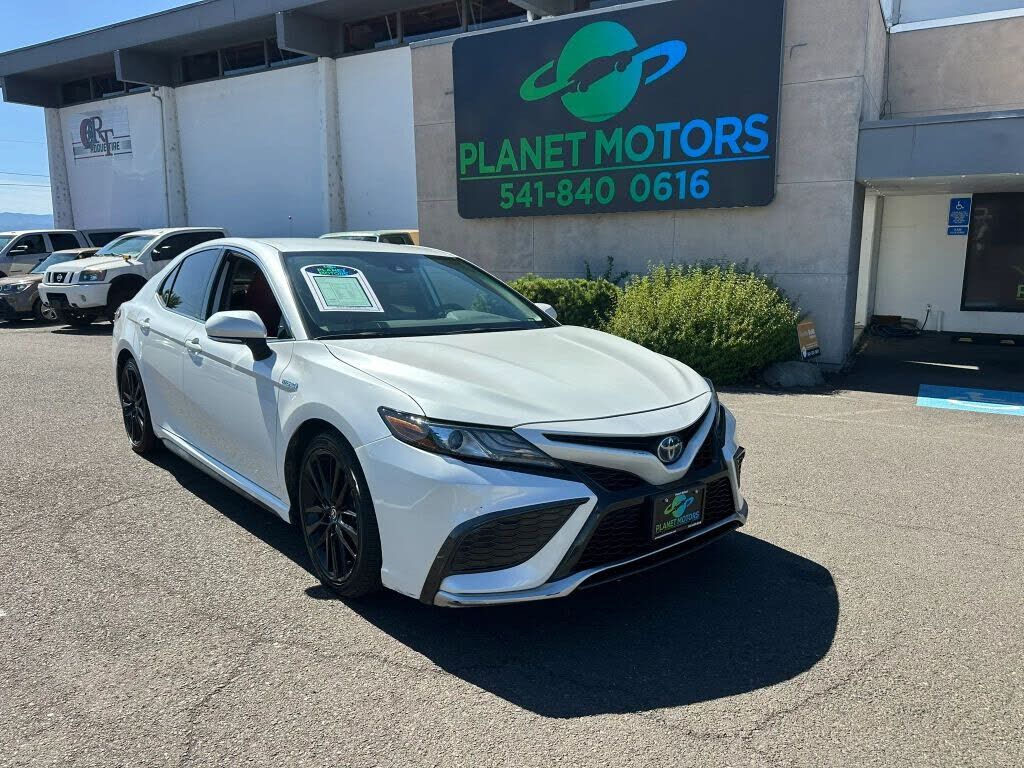 2021 TOYOTA Camry