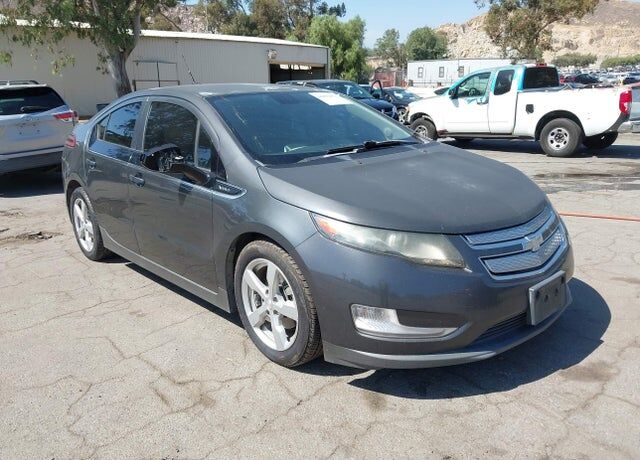 2013 CHEVROLET Volt