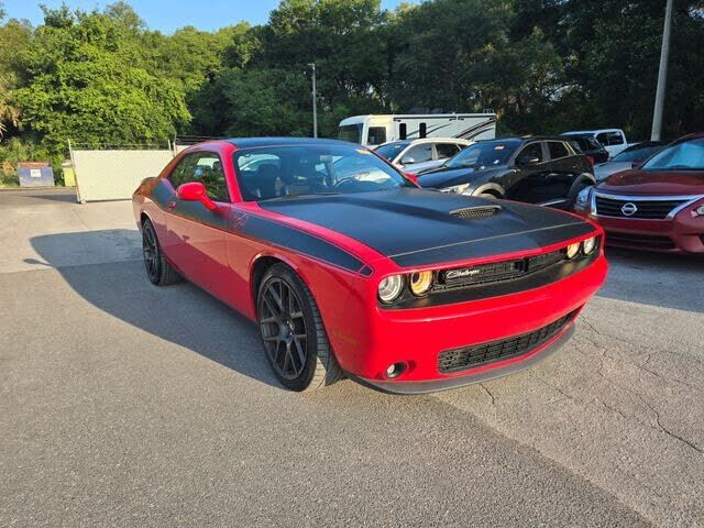 2017 DODGE Challenger