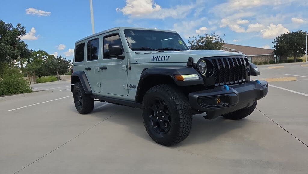 2023 JEEP Wrangler