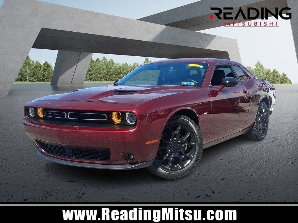 2017 DODGE Challenger
