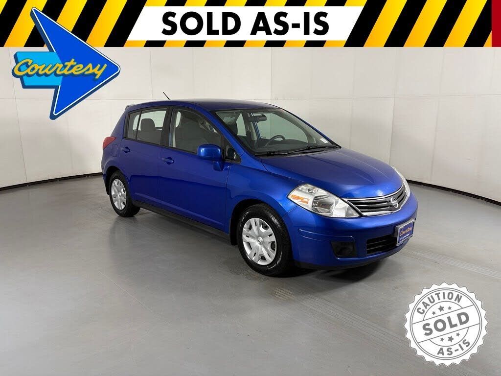 2012 NISSAN Versa