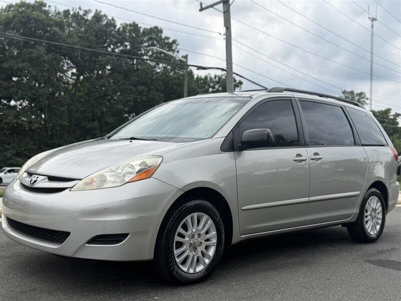2008 TOYOTA Sienna
