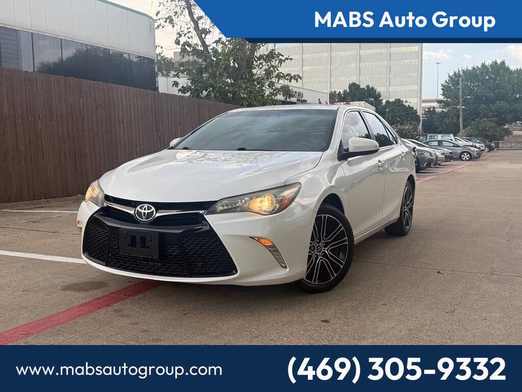 2016 TOYOTA Camry