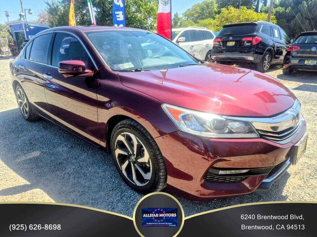 2017 HONDA Accord