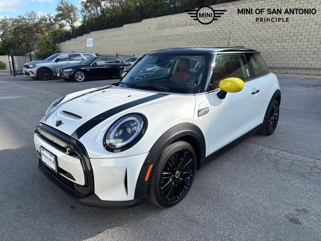 2024 MINI Hardtop