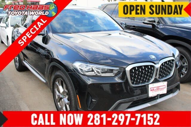 2023 BMW X4