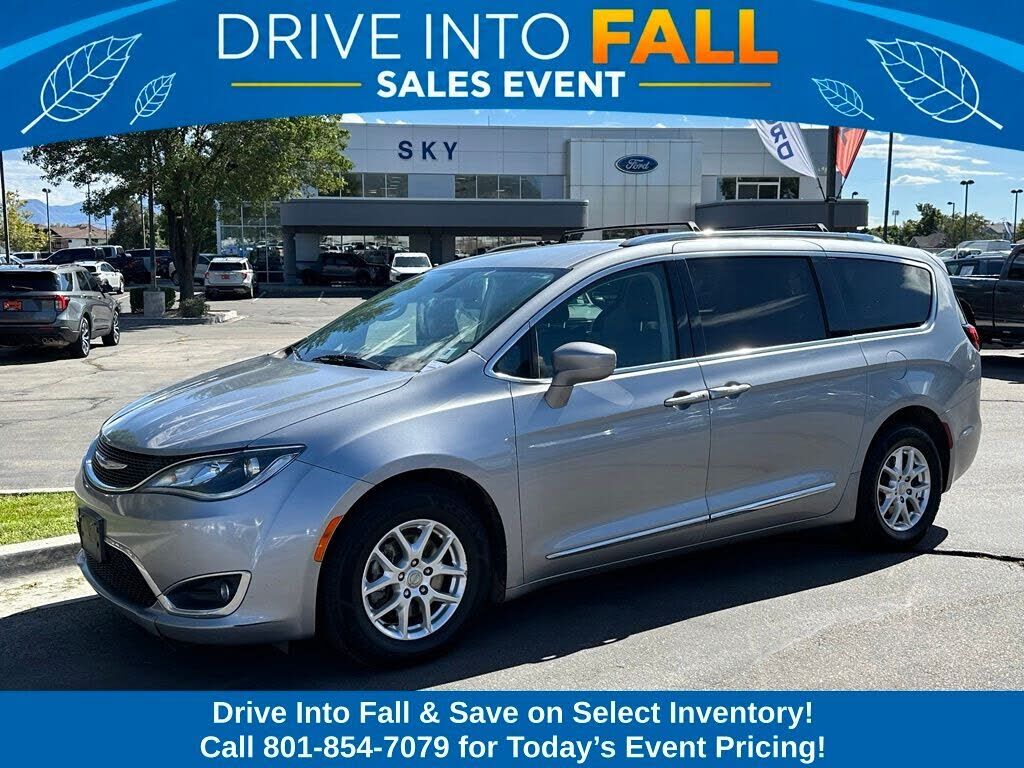 2020 CHRYSLER Pacifica
