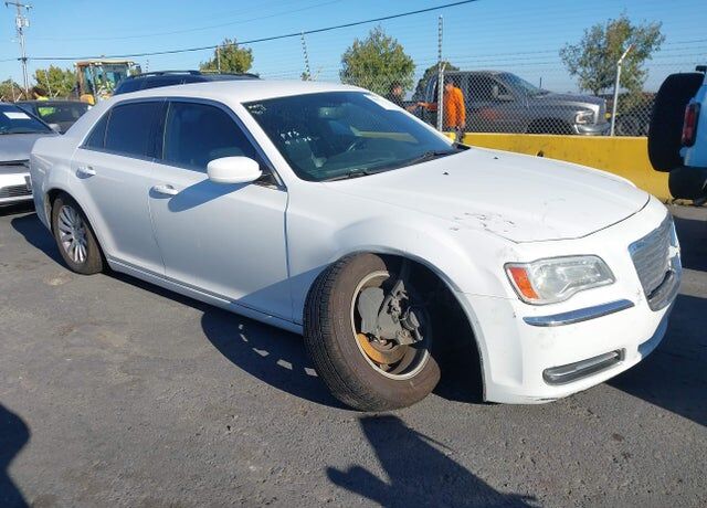 2014 CHRYSLER 300
