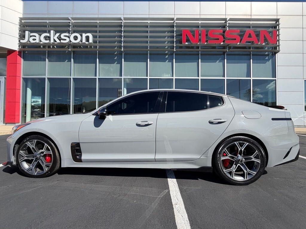 2021 KIA Stinger