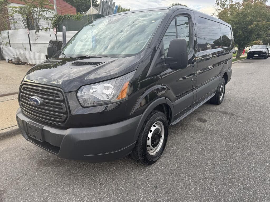 2017 FORD Transit