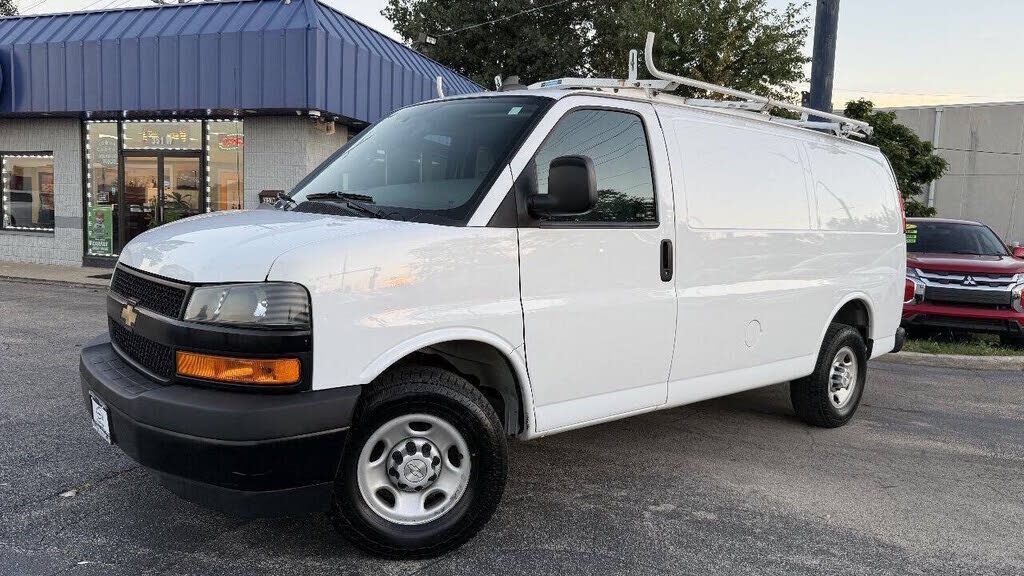 2019 CHEVROLET Express