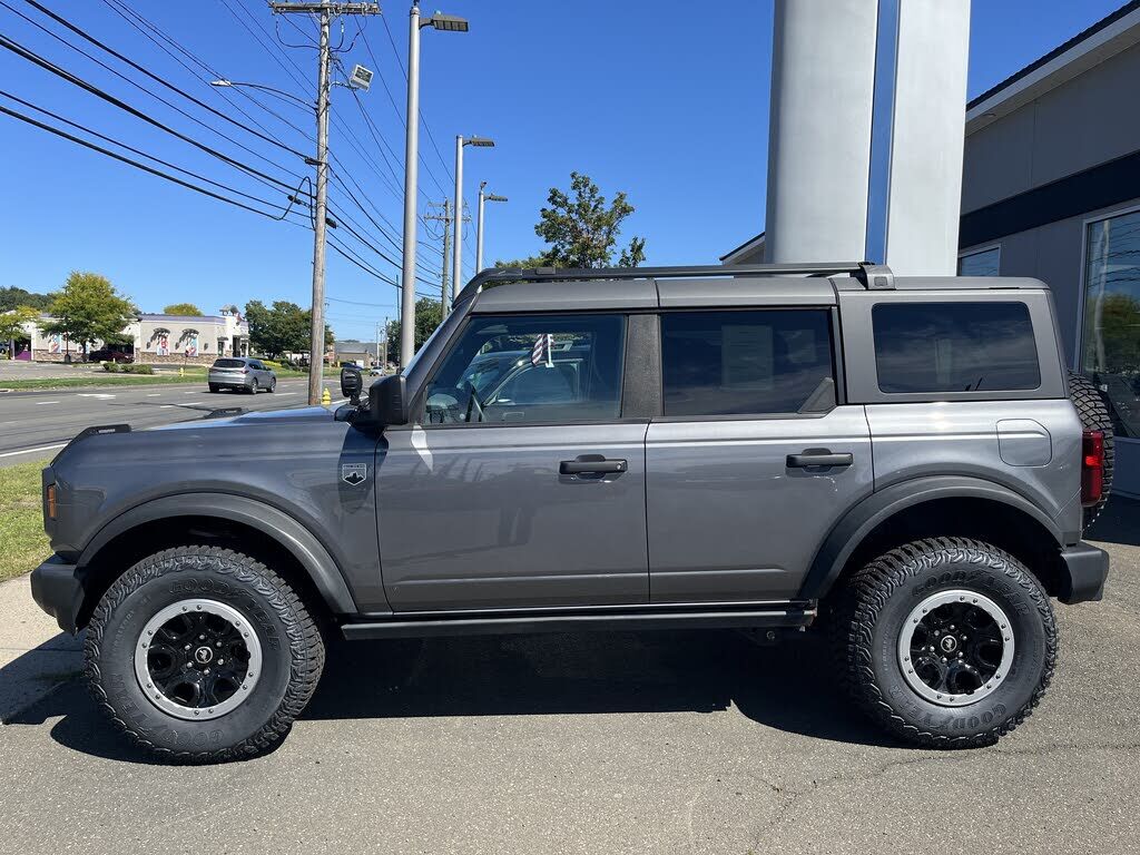 2023 FORD Bronco