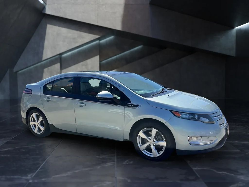 2011 CHEVROLET Volt
