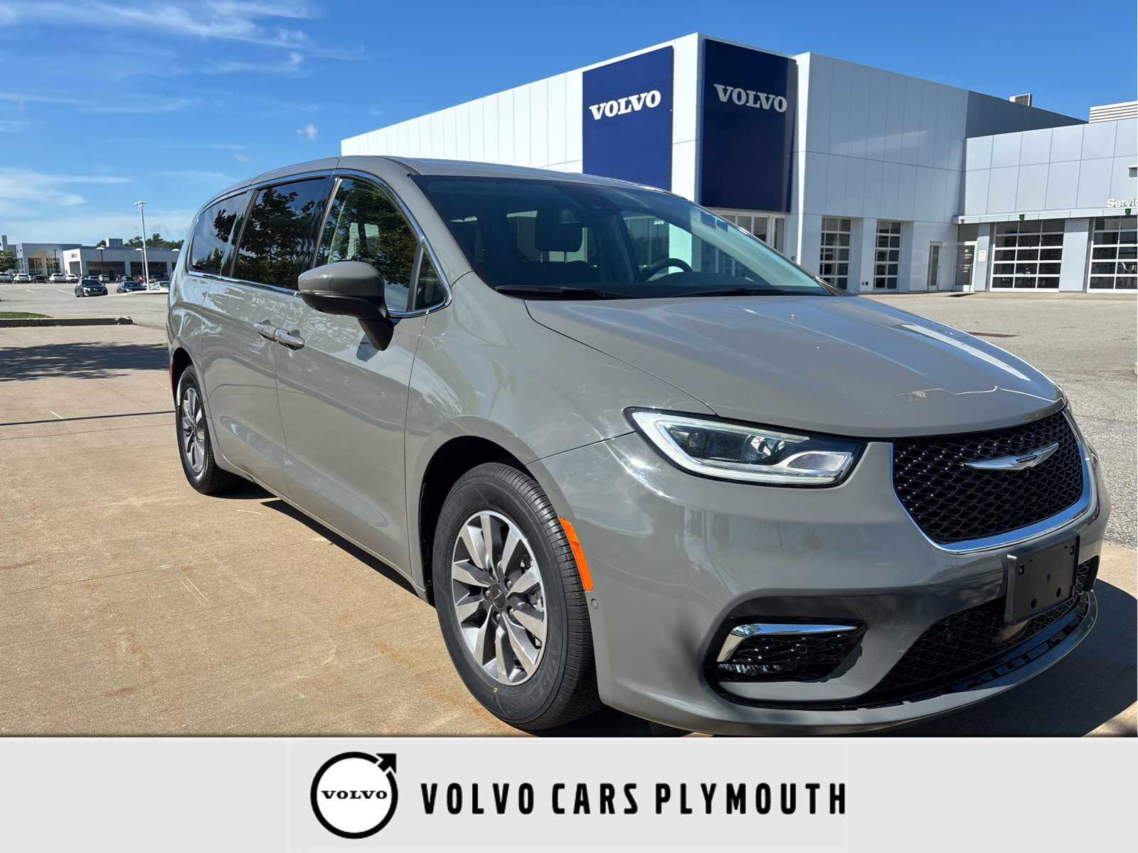 2023 CHRYSLER Pacifica