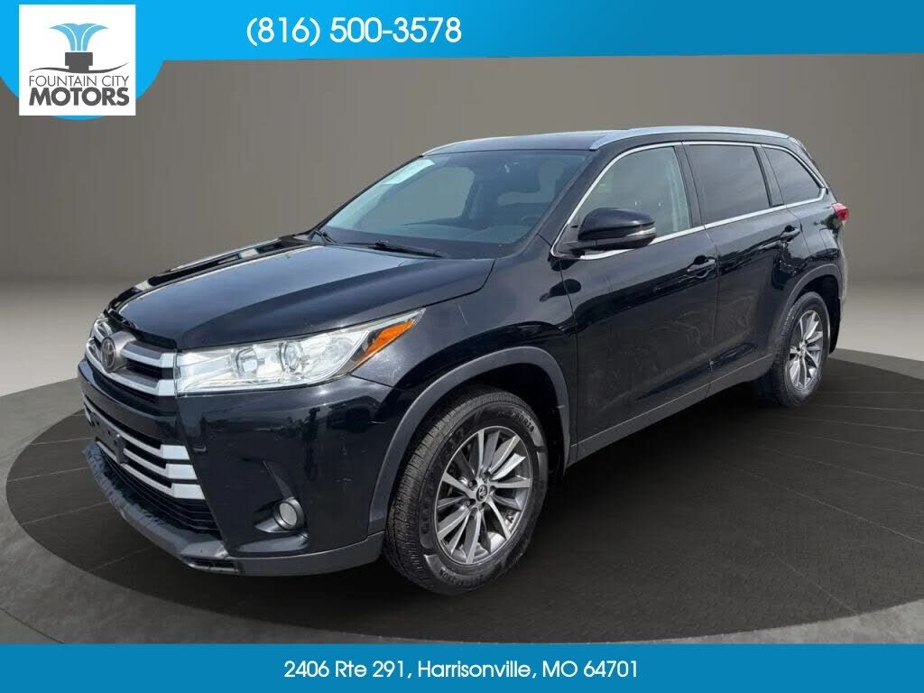 2019 TOYOTA Highlander
