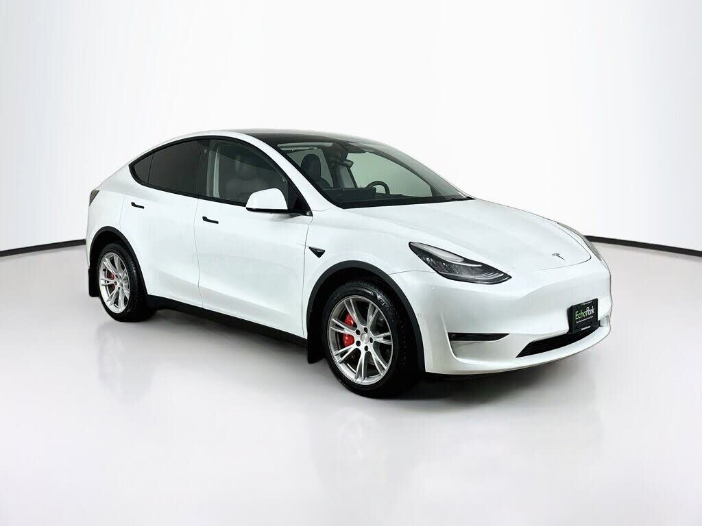 2022 TESLA Model Y