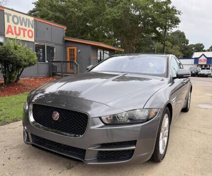 2018 JAGUAR XE