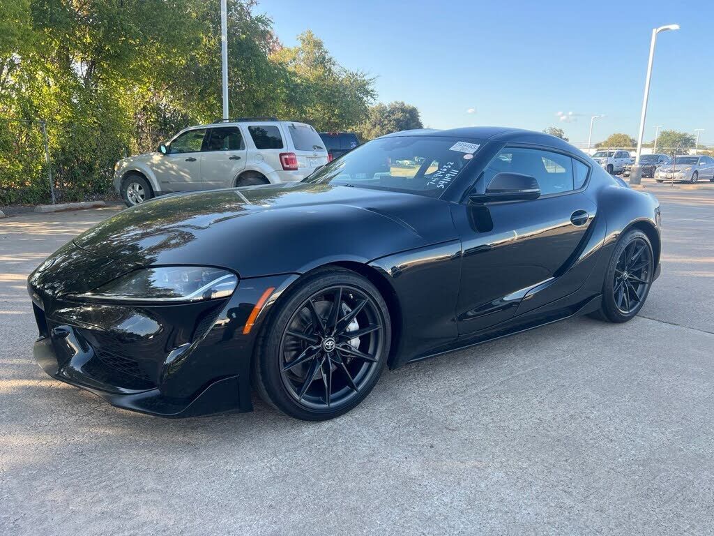 2024 TOYOTA Supra