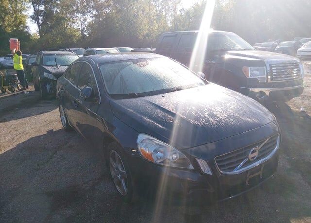 2012 VOLVO S60