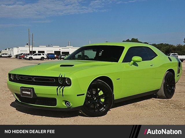 2015 DODGE Challenger