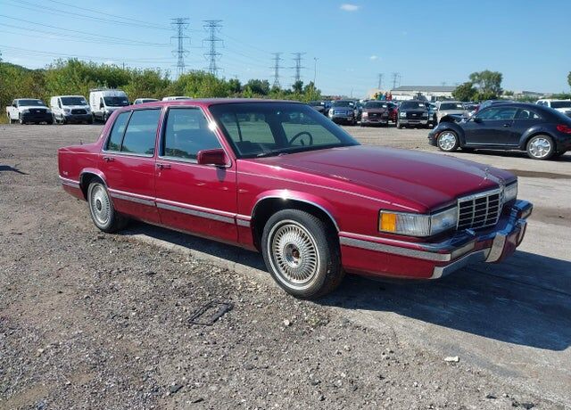 1993 CADILLAC Deville