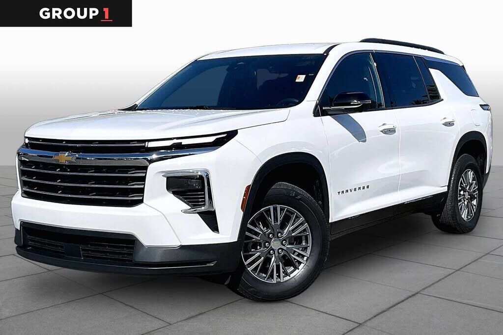 2024 CHEVROLET Traverse