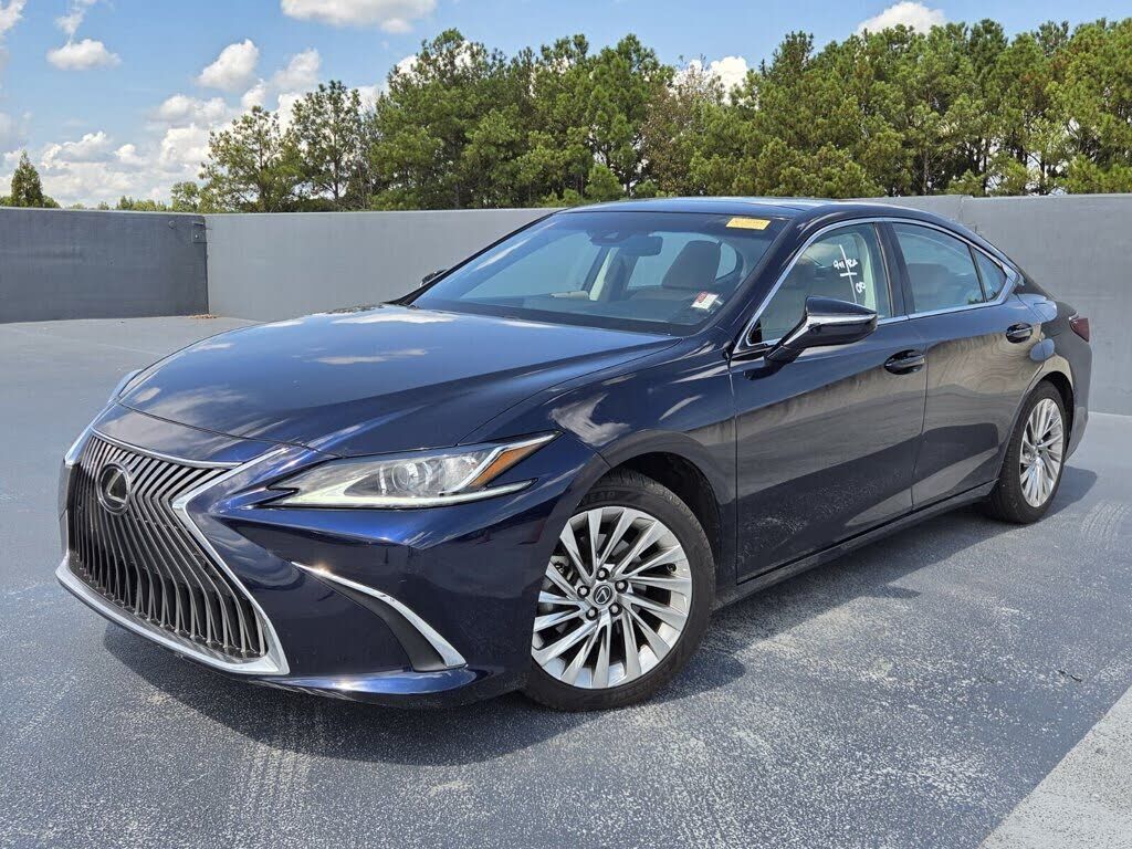 2020 LEXUS ES
