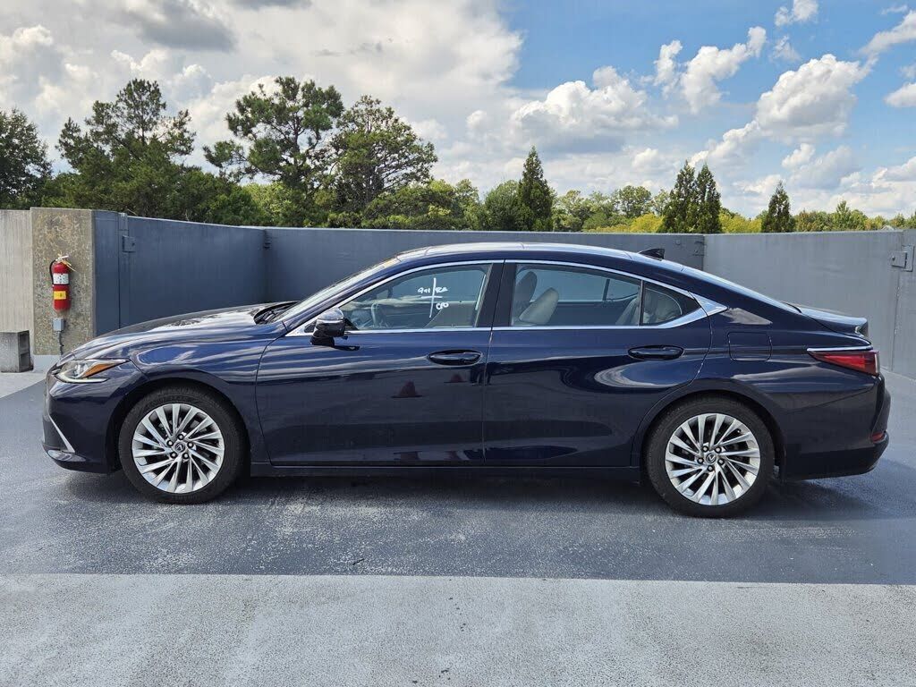 2020 Lexus ES