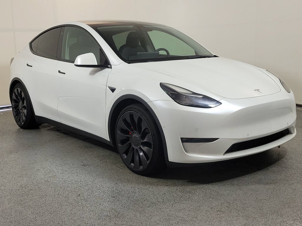 2022 TESLA Model Y