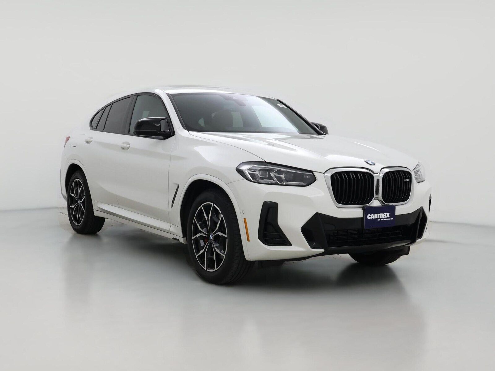 2023 BMW X4