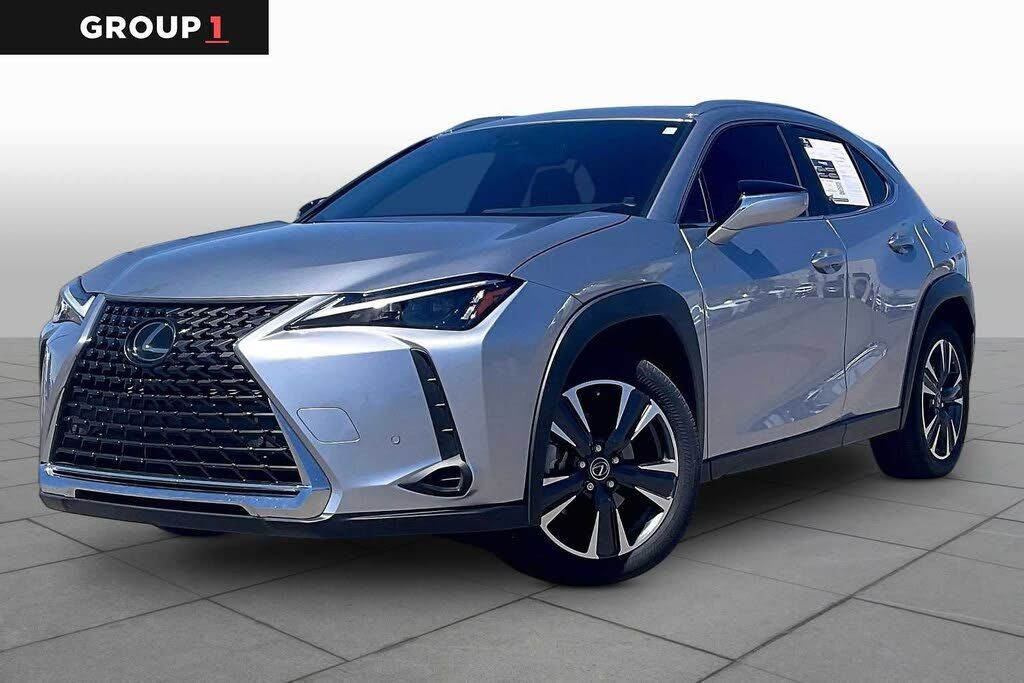 2024 LEXUS UX