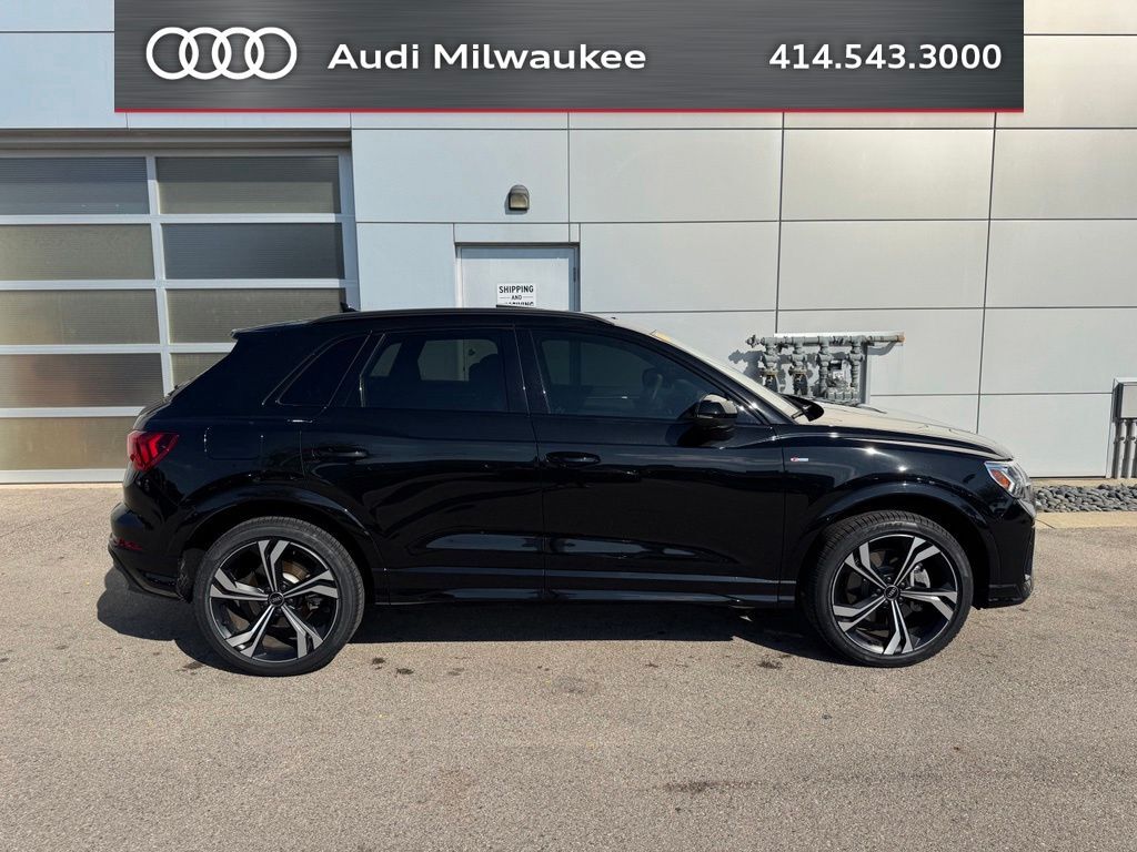2023 Audi Q3