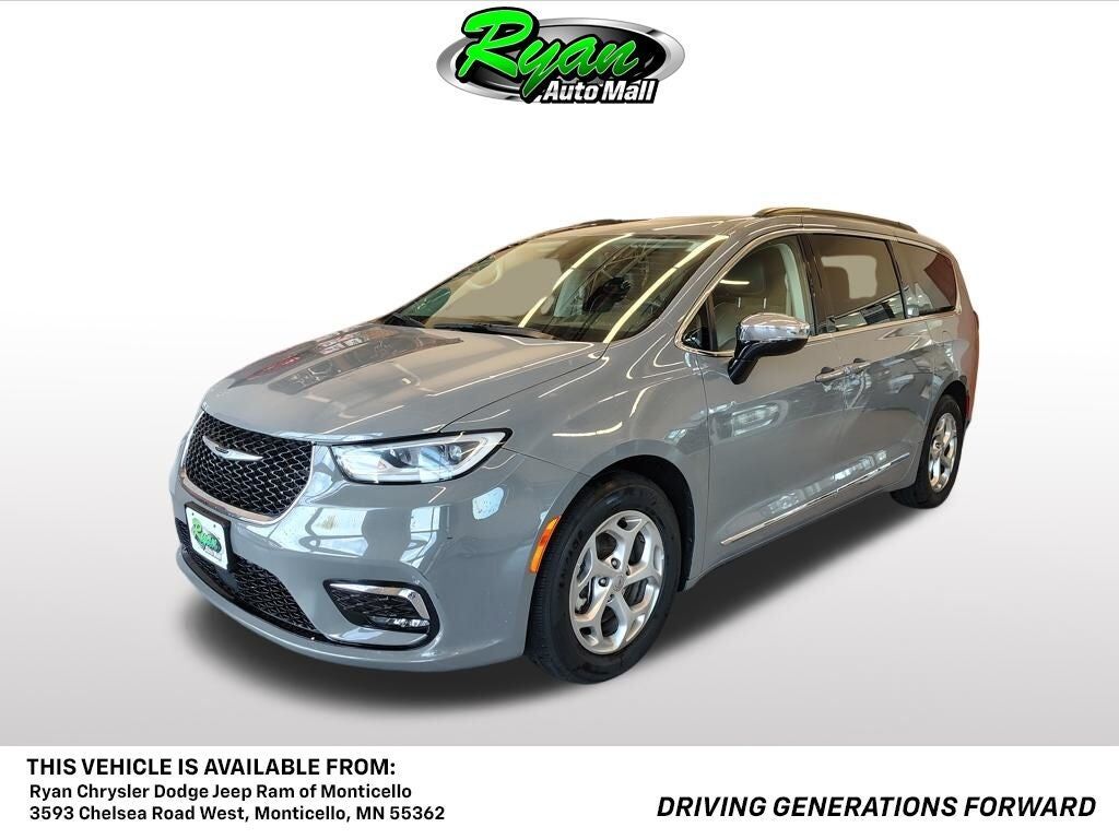 2023 CHRYSLER Pacifica