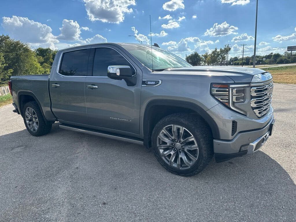 2024 GMC Sierra