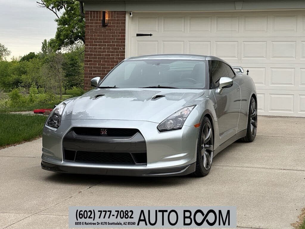 2009 NISSAN GT-R