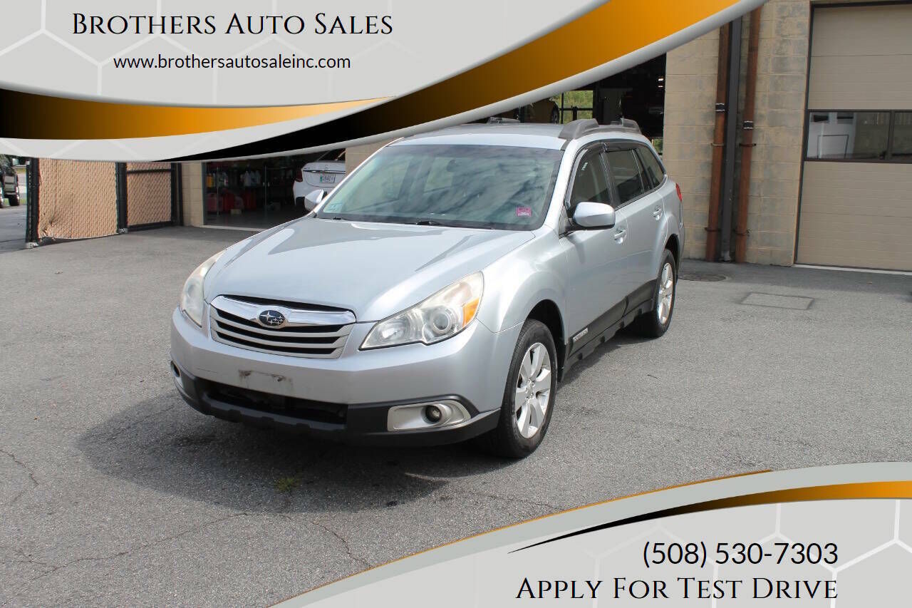 2012 SUBARU Outback