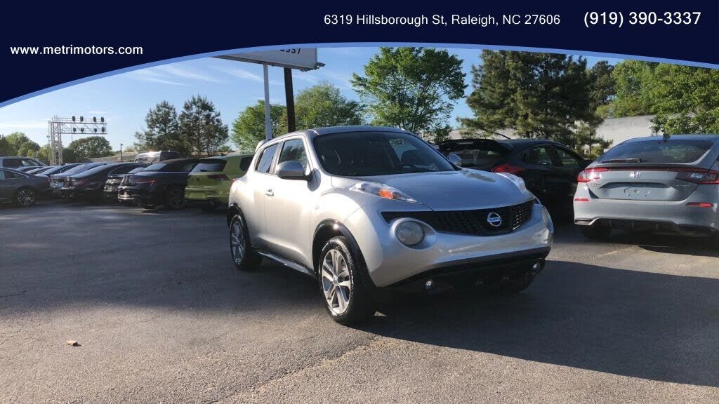 2011 NISSAN Juke